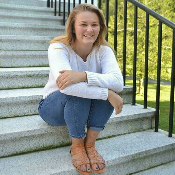 Meet your Posher, GS ππΈ - Picture 1 of 1